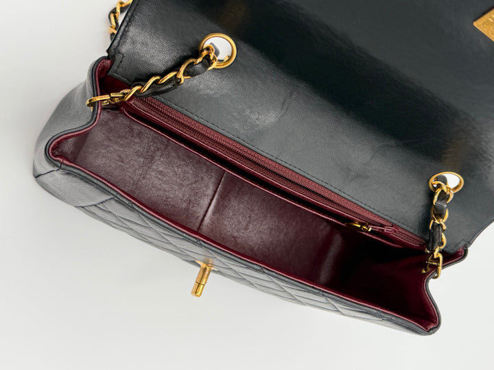 Chanel Diana blu notte