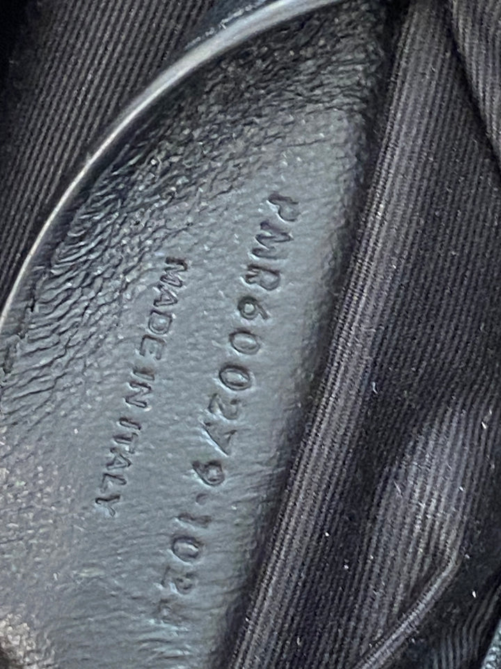 Saint Laurent College Medium