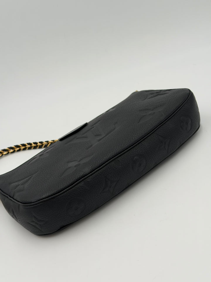 Louis Vuitton Pochette Accessoires