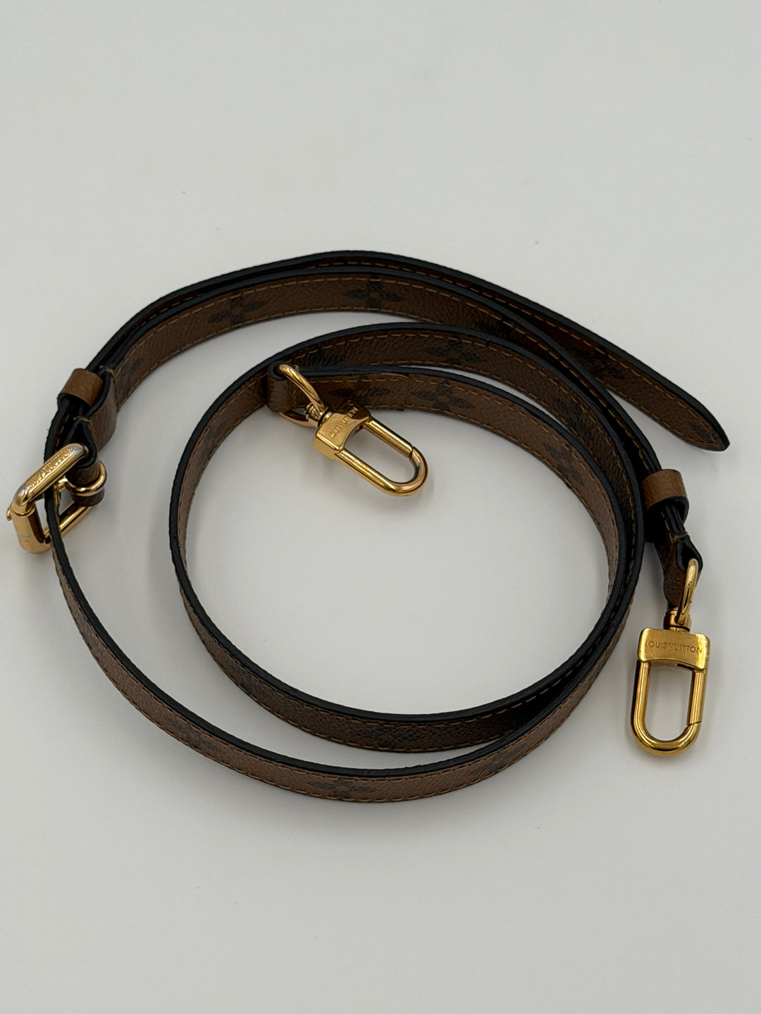 Louis Vuitton Pochette Métis – Reverse