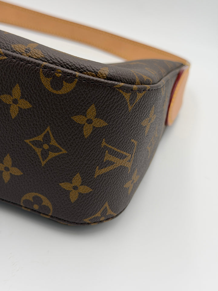 Louis Vuitton Slouchy PM