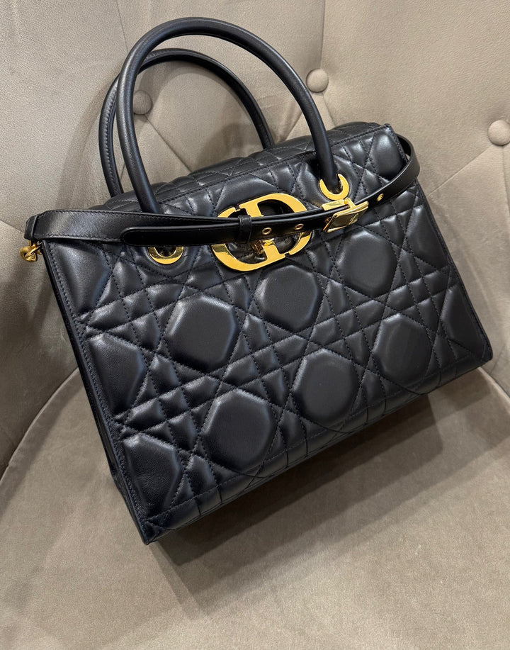 Christian Dior St. Honoré Tote media