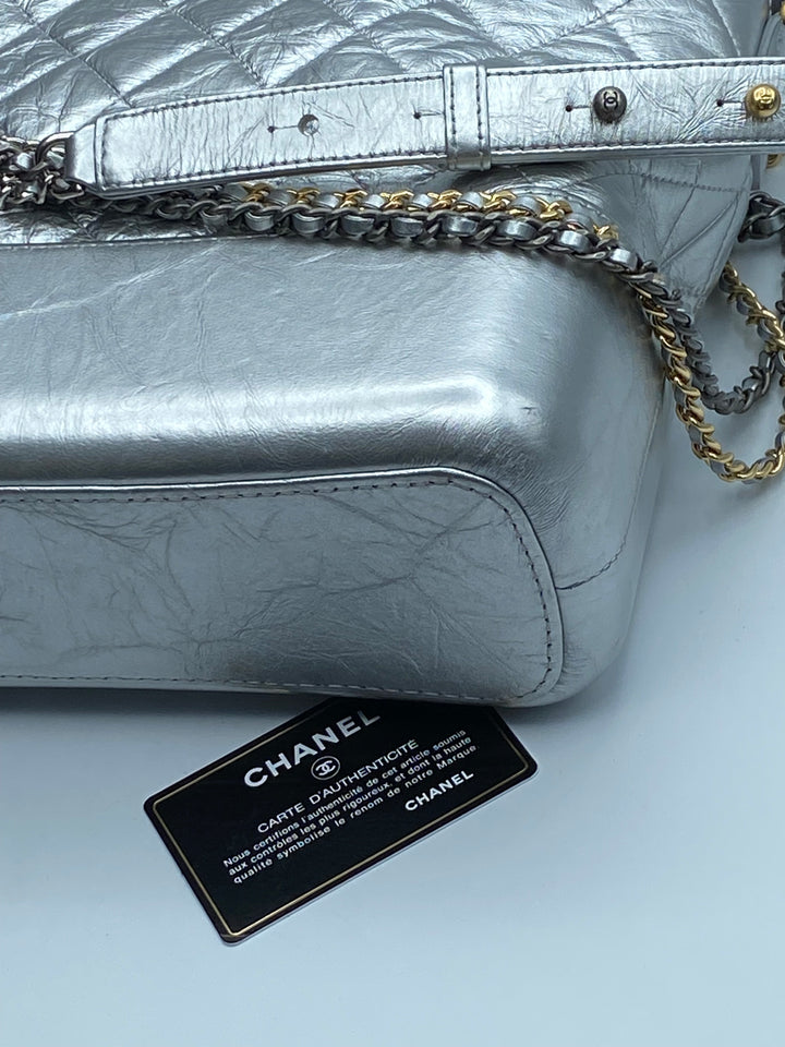 Chanel Gabrielle Hobo 2018 Bag Diamond Gabrielle Quilted Aged Medium Metallic Silver