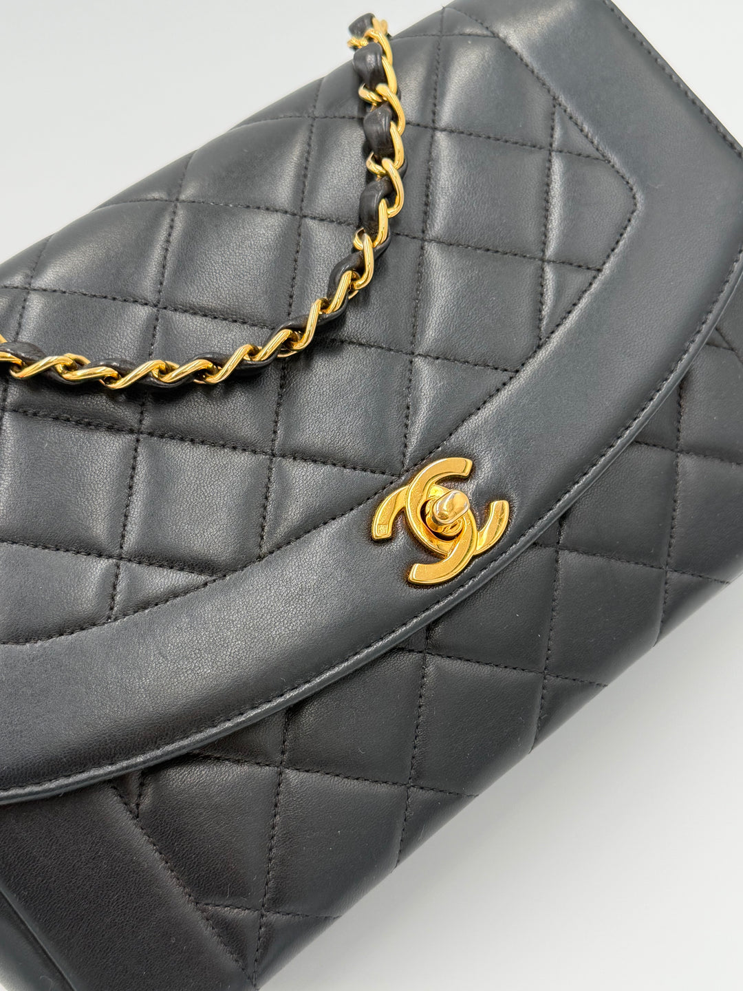 Chanel Diana blu notte