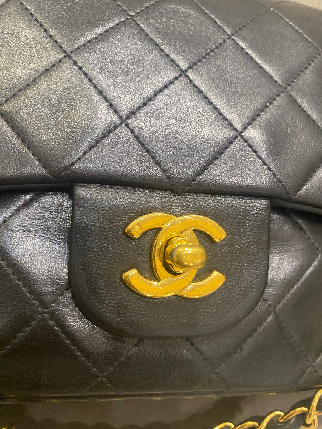 Chanel  classic Flap media