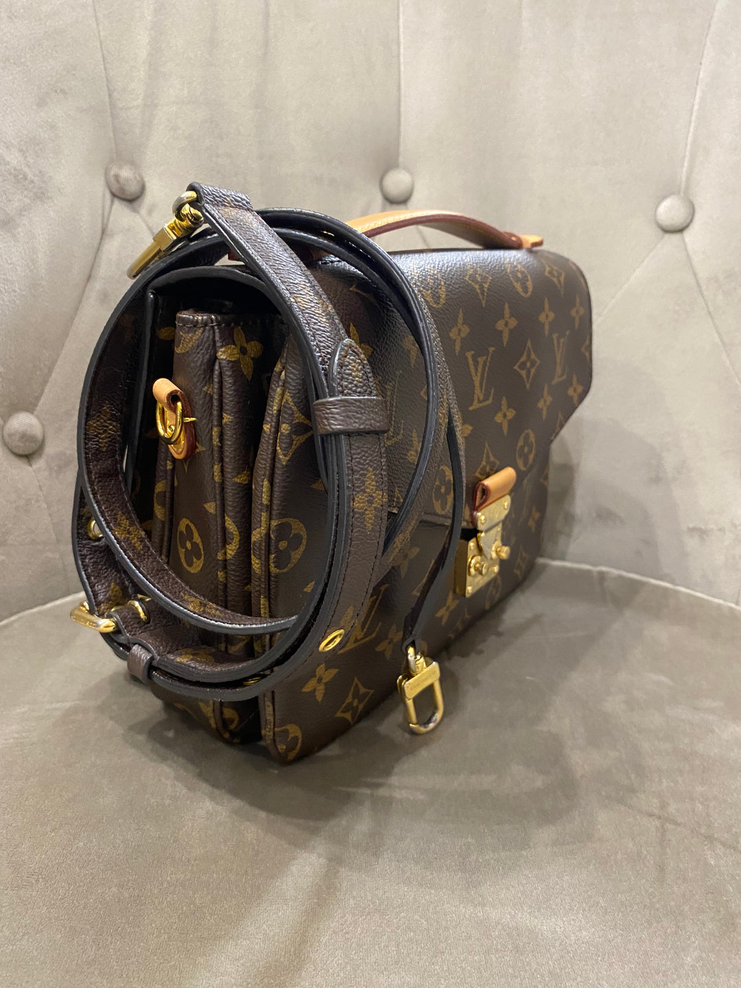 Louis Vuitton Metis