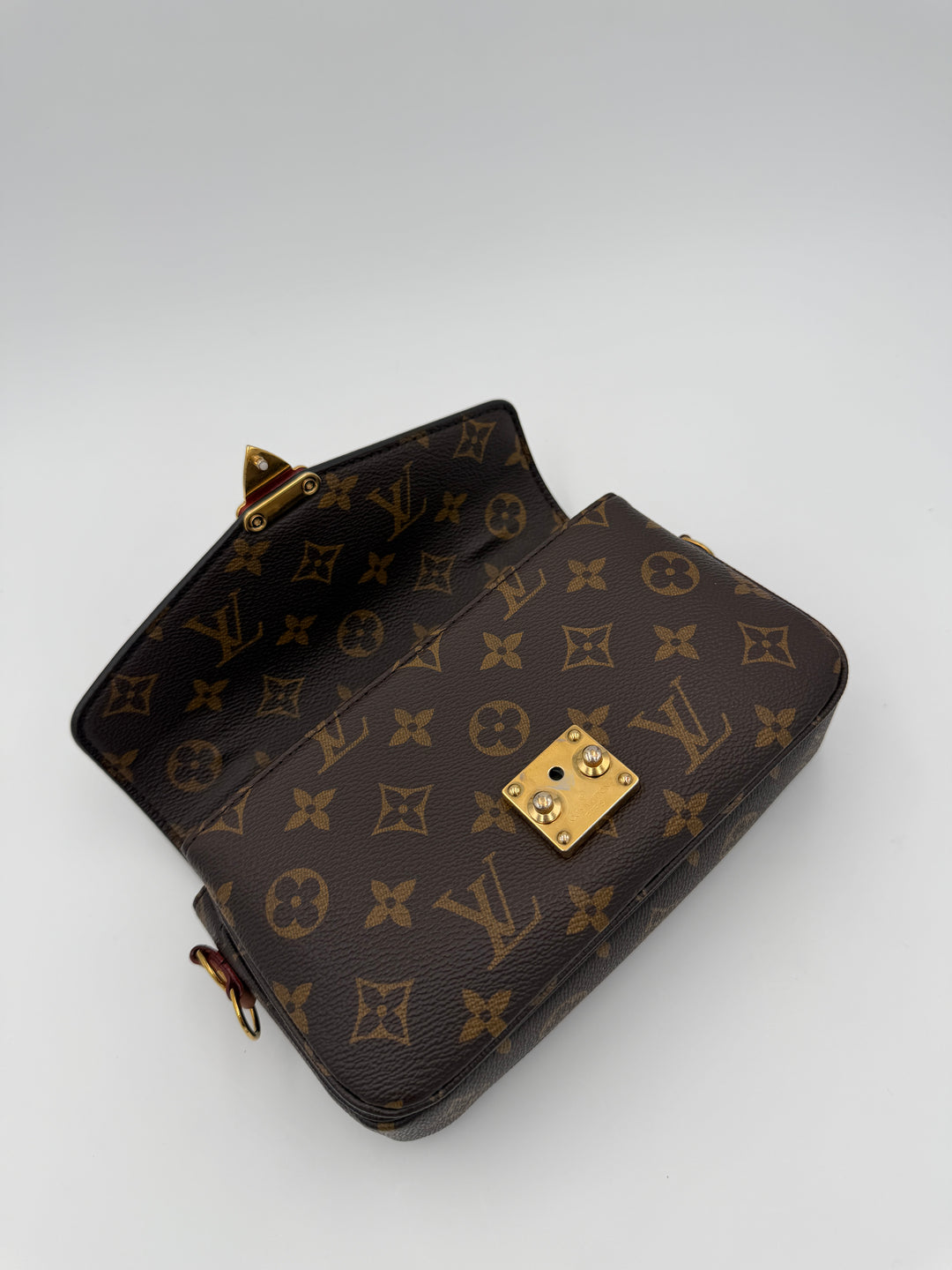 Louis Vuitton Métis east west