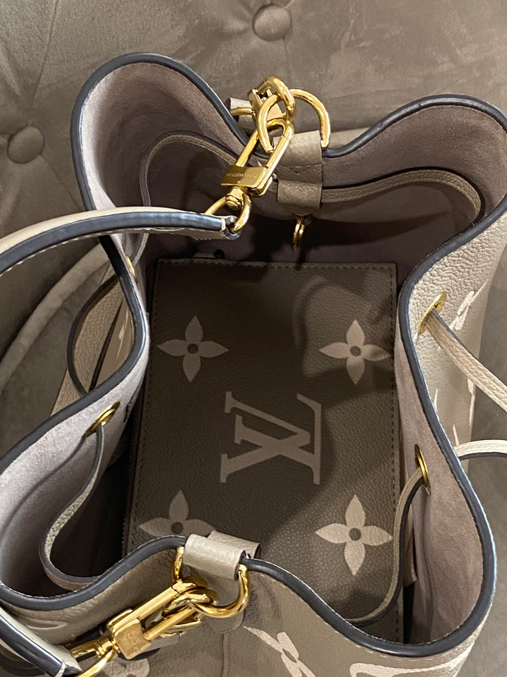 Louis Vuitton Secchiello NéoNoé in Pelle