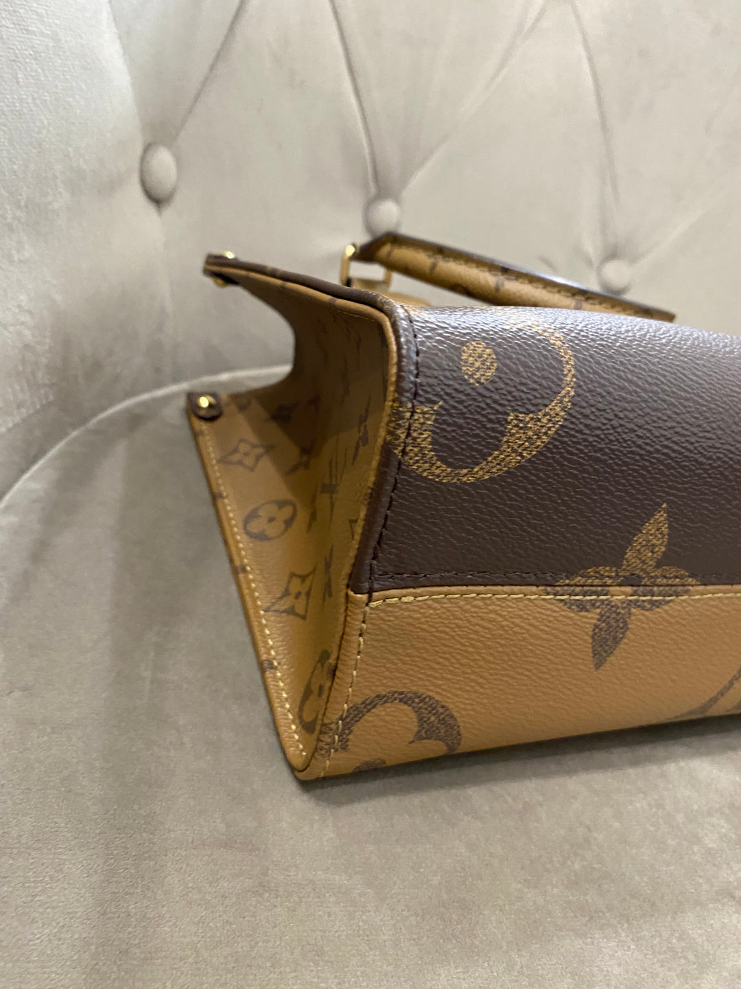 Louis Vuitton OnTheGo PM