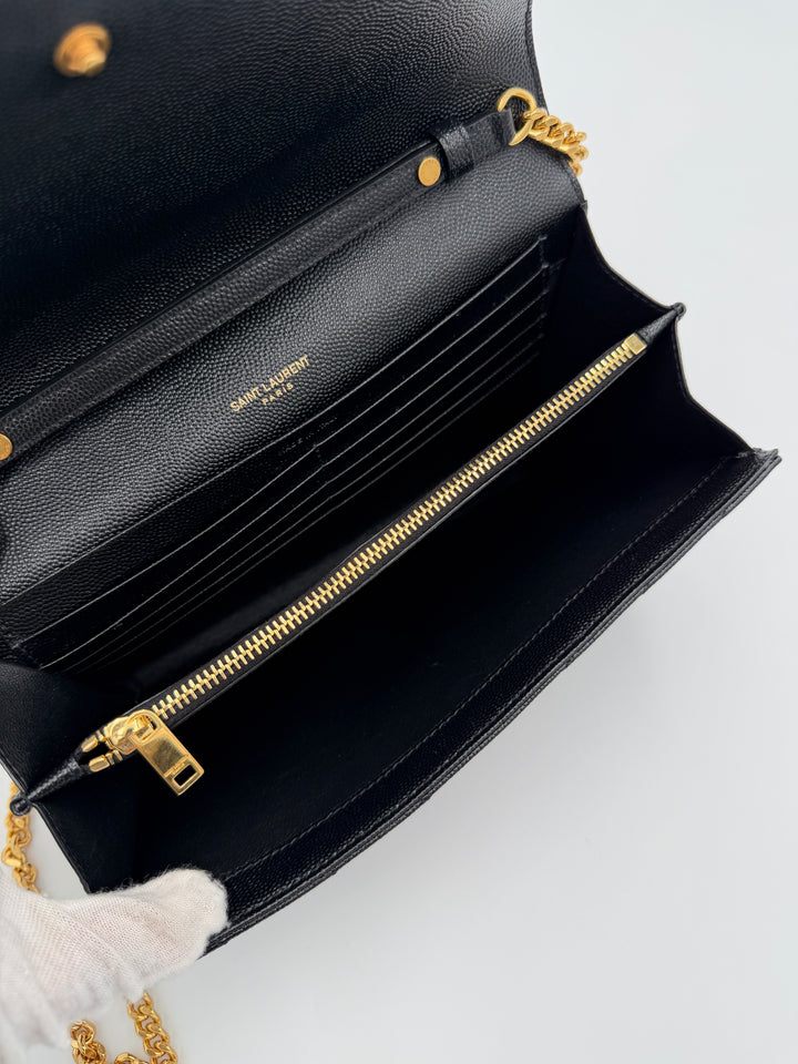 Pochette con catena Cassandre