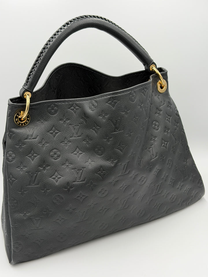 Louis Vuitton Artsy MM