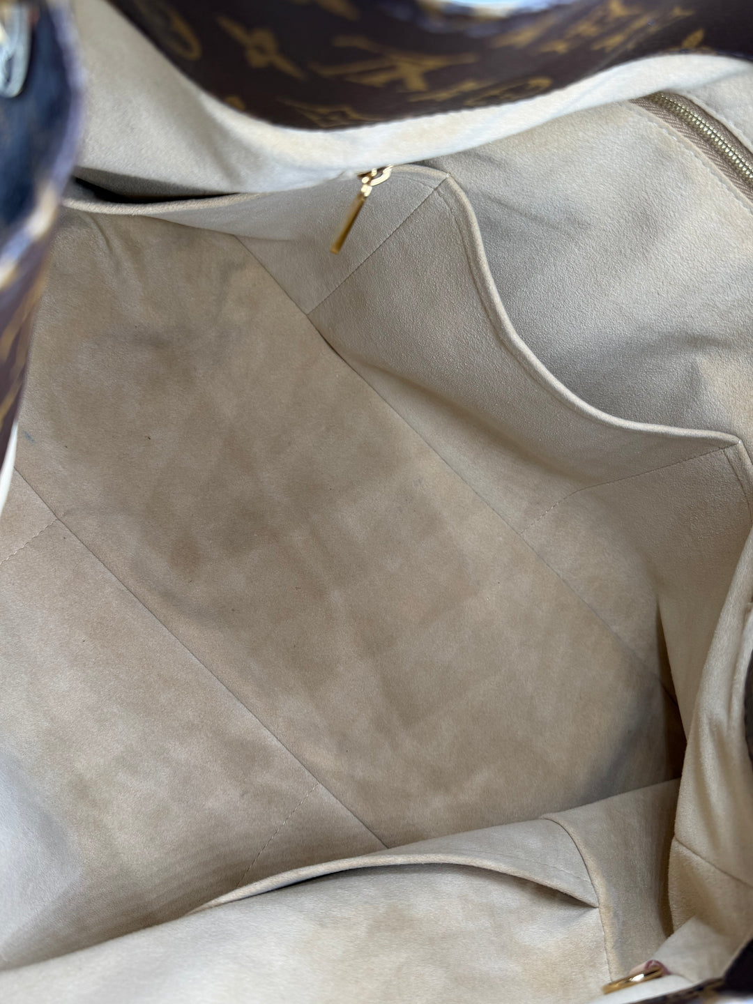 Louis Vuitton Artsy GM