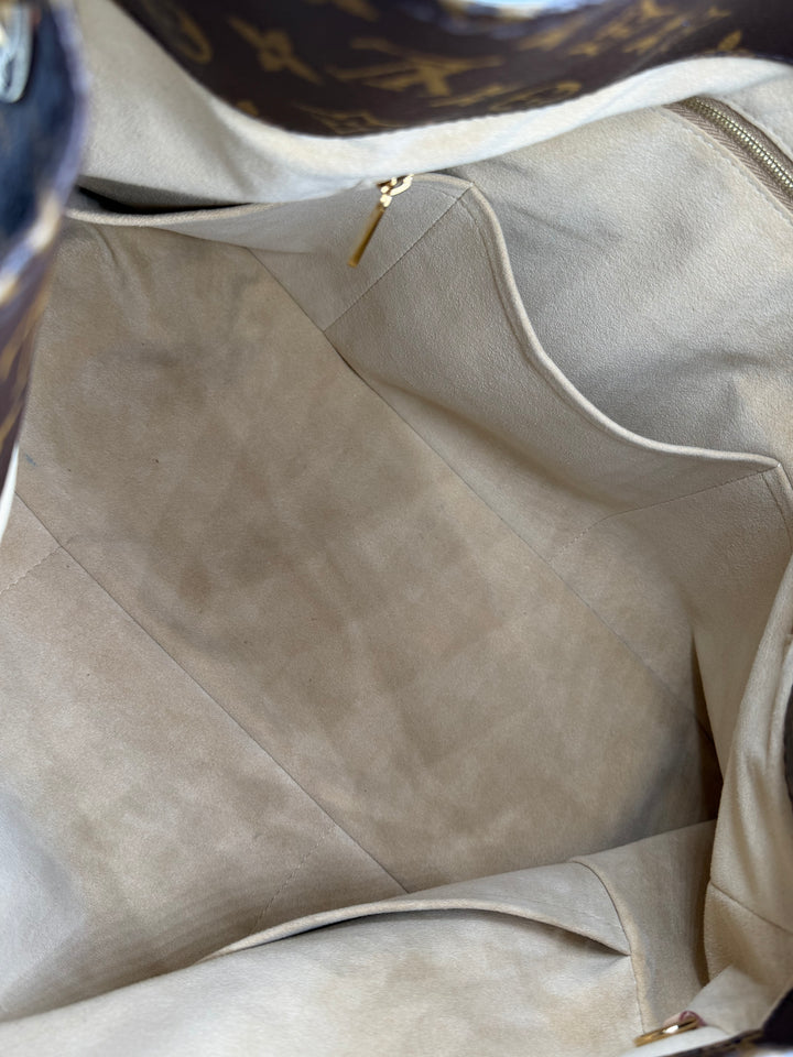 Louis Vuitton Artsy GM