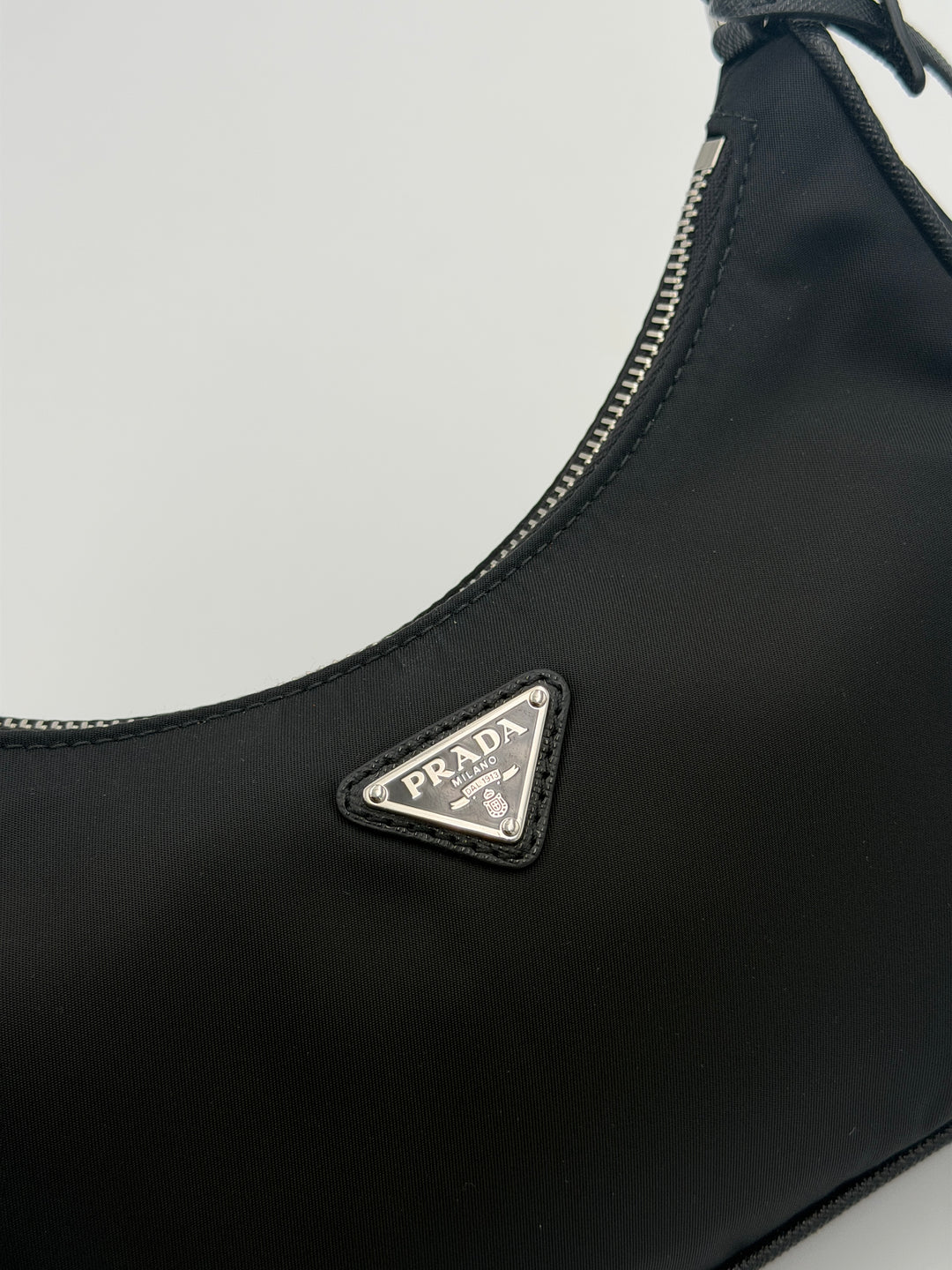 Mini Prada Re-Edition 2005 – Nylon Nero