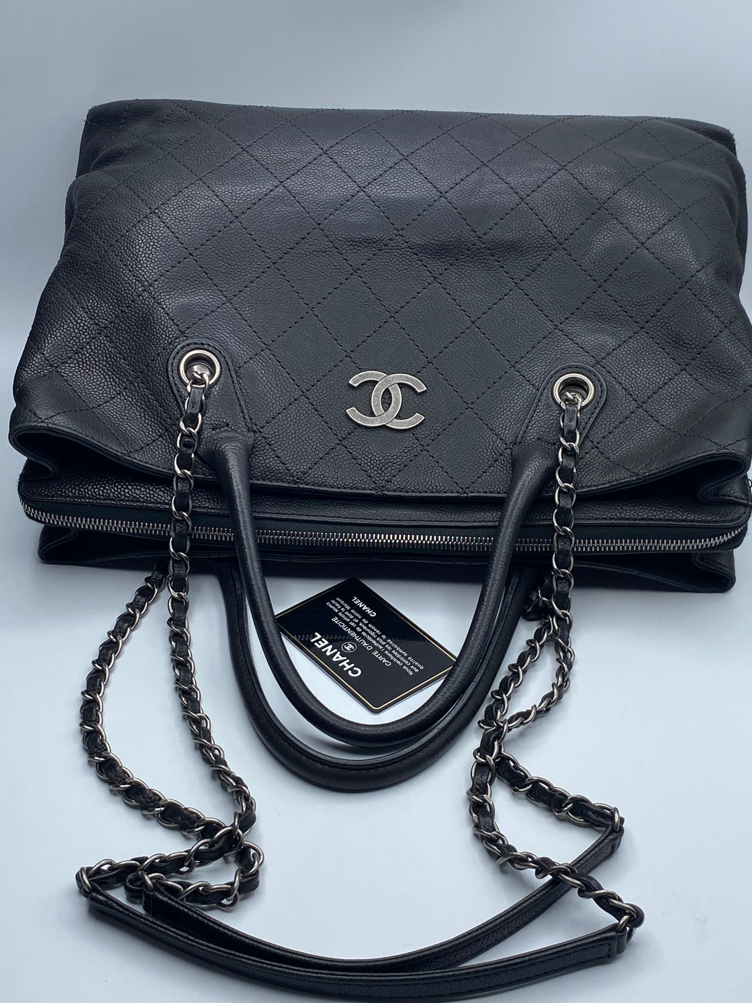 Chanel Borsa shopper in pelle martellata