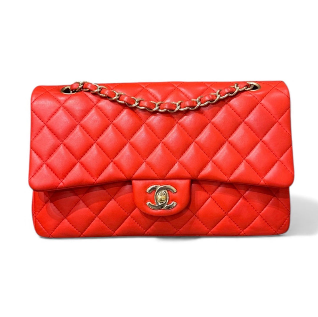 Chanel classica media