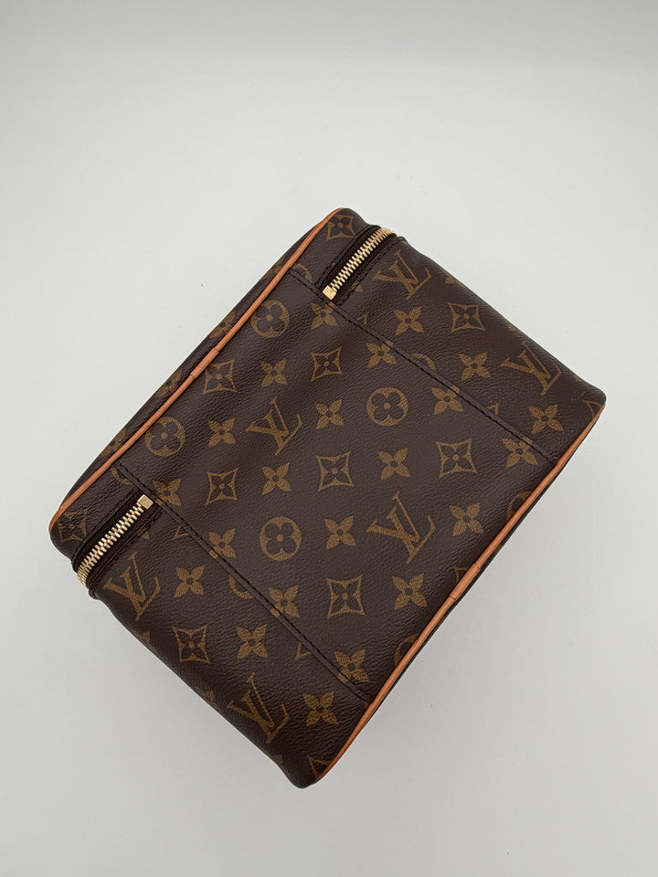 Louis Vuitton Beauty case Nice BB