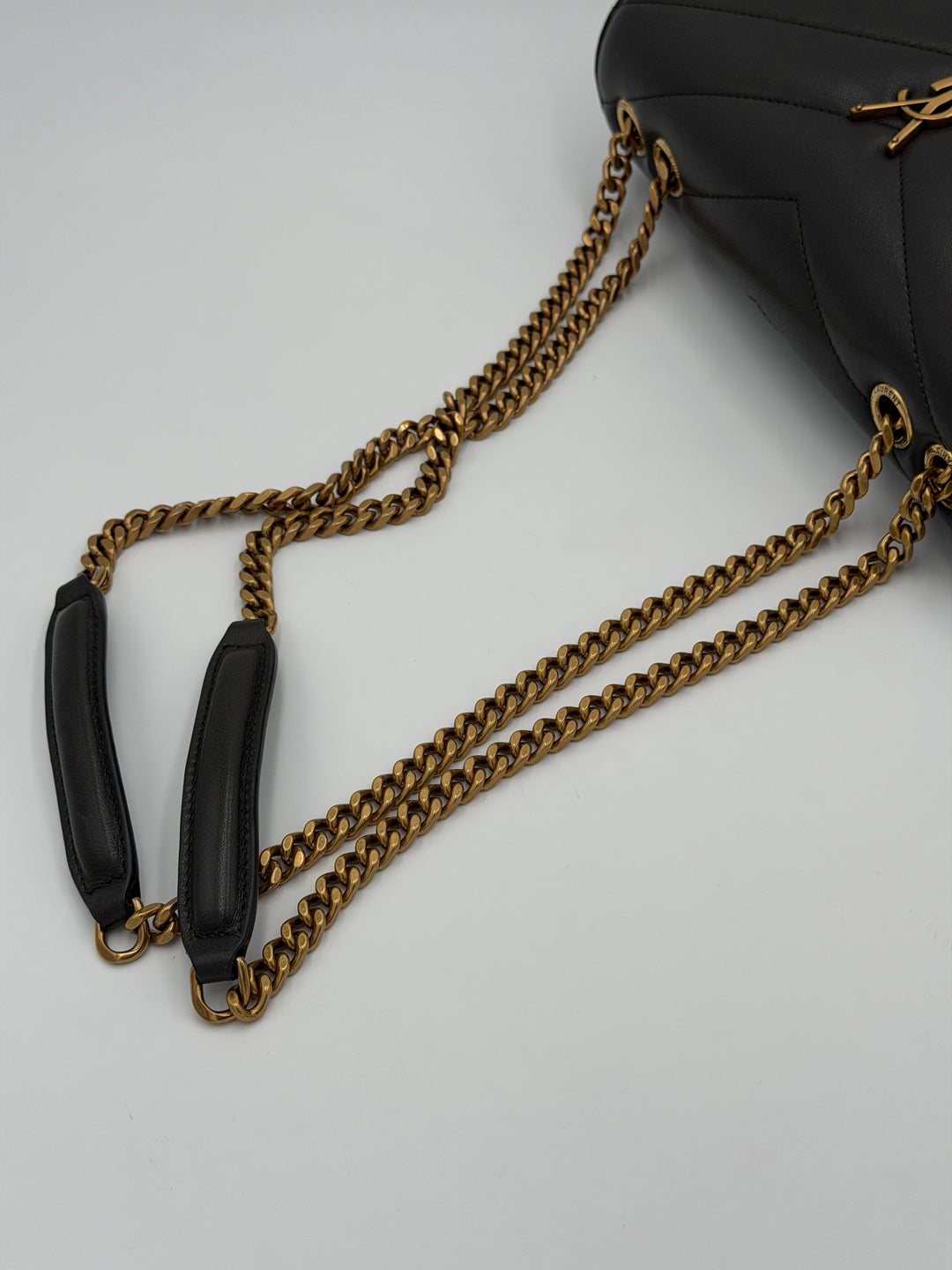 Saint Laurent Loulou Small