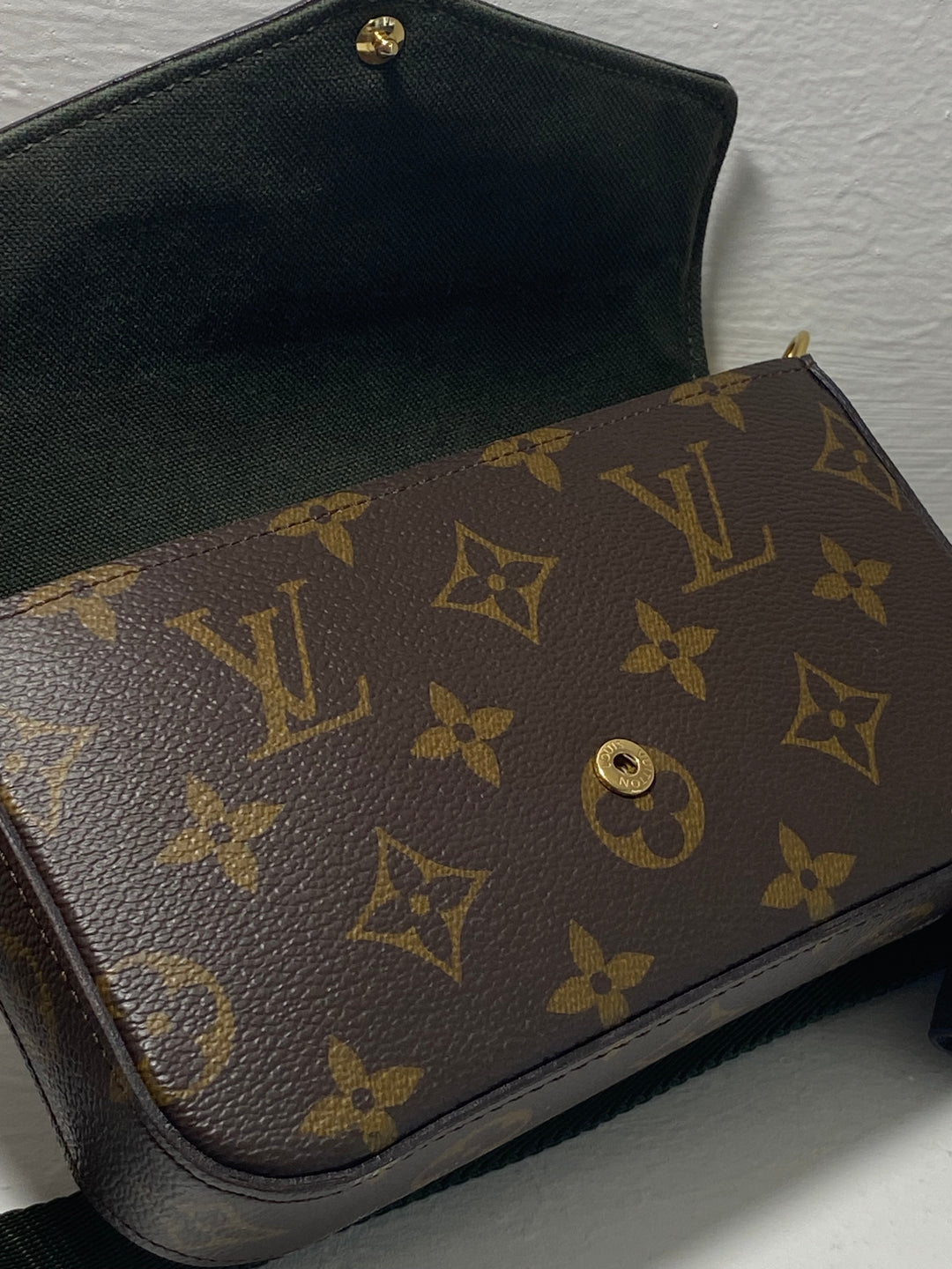 Louis Vuitton Pochette Felicie Strap & Go