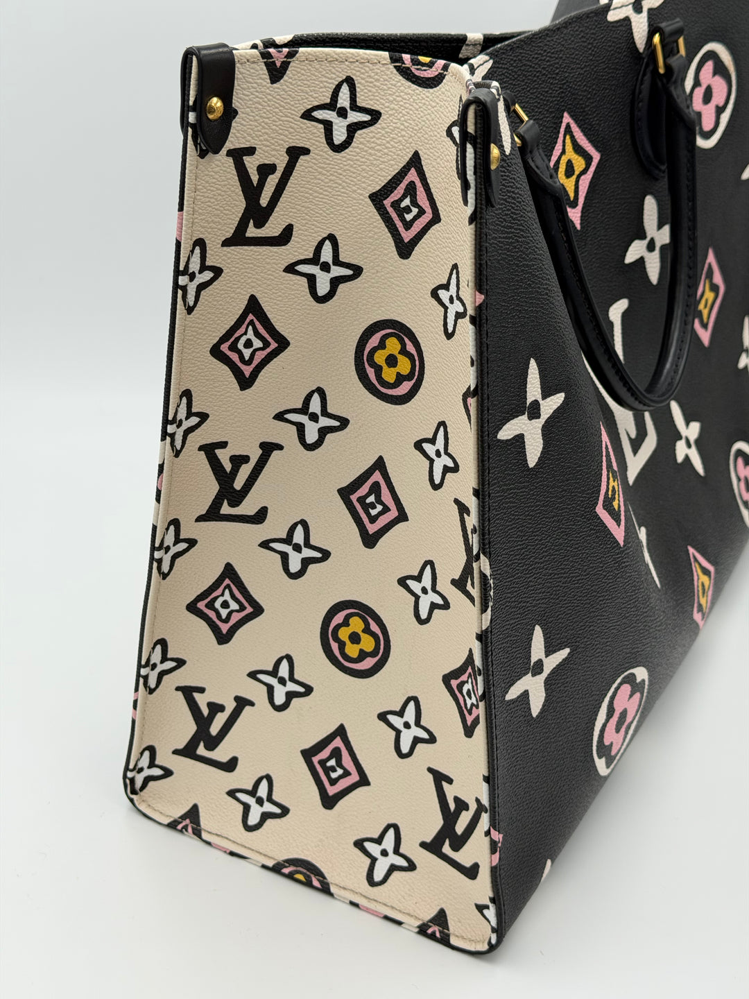 Louis Vuitton OnTheGo
