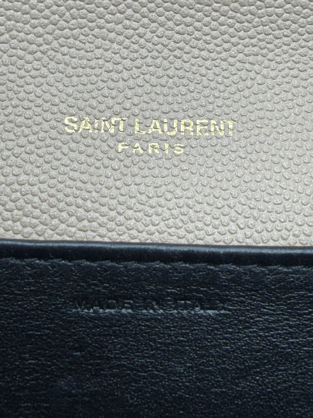 Saint Laurent Uptown Pochette con catena