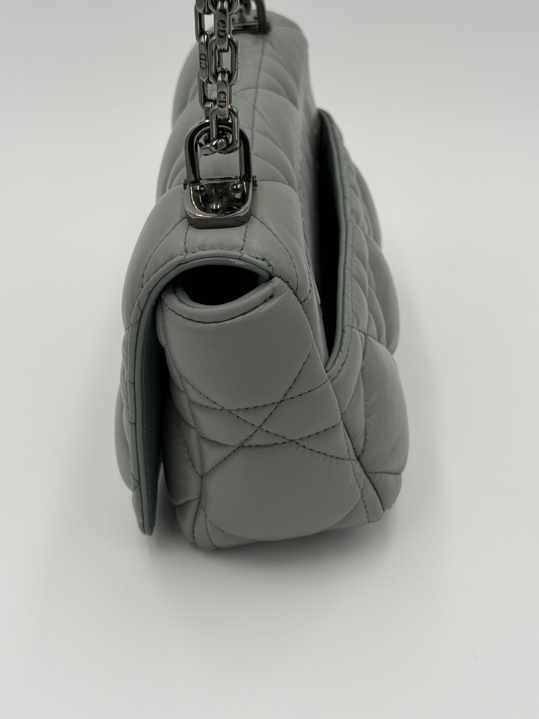 Dior Caro Flap piccola in pelle