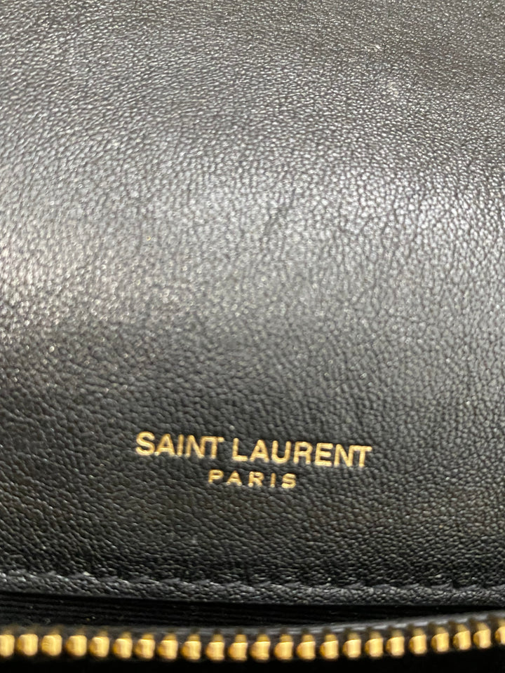 Saint Laurent College Medium