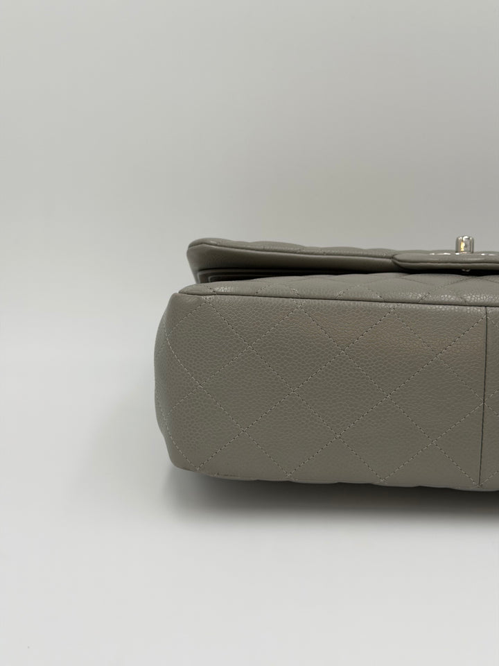 Chanel Jumbo