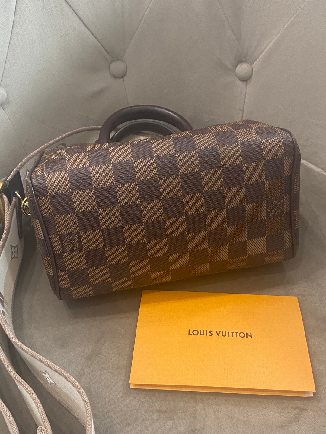 Louis Vuitton Speedy Bandoulière 20