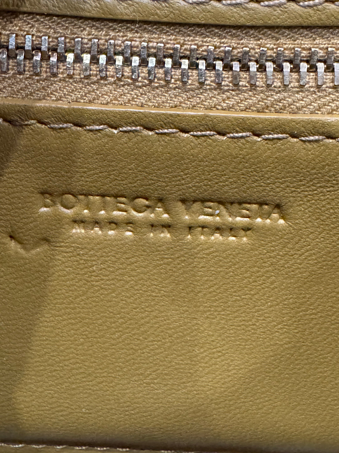 Bottega veneta small padded cassette