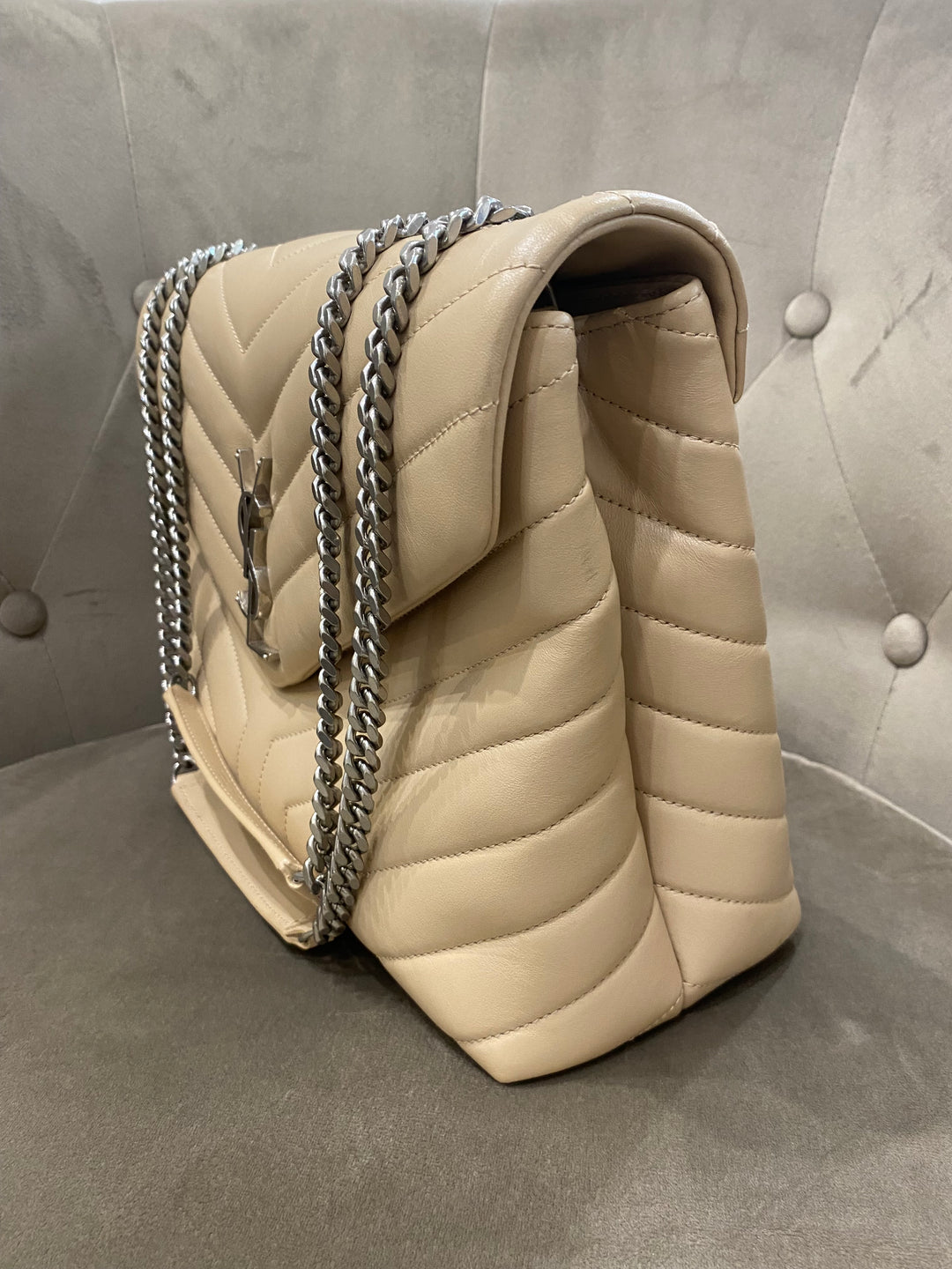 Saint Laurent Medium LouLou  Beige