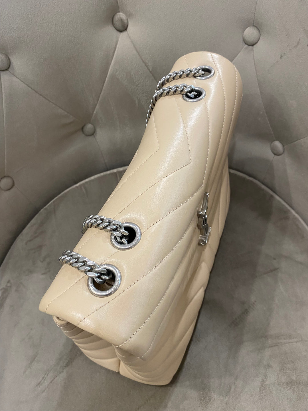 Saint Laurent Medium LouLou  Beige