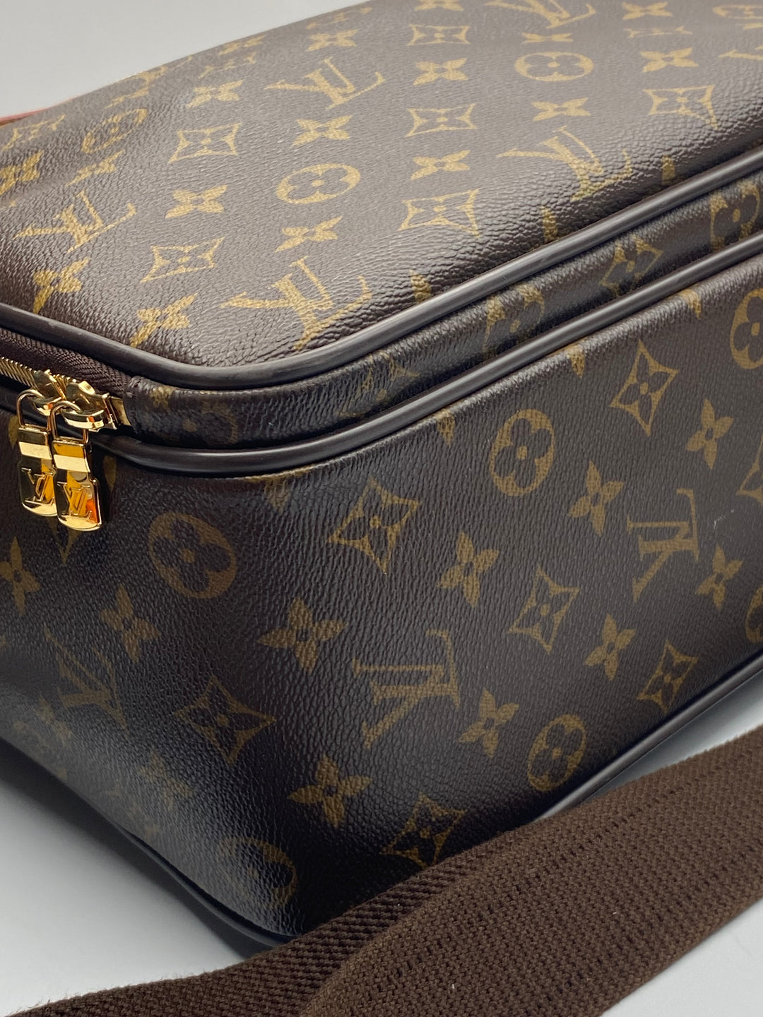 LOUIS VUITTON MONOGRAM CANVAS ICARE LAPTOP BAG