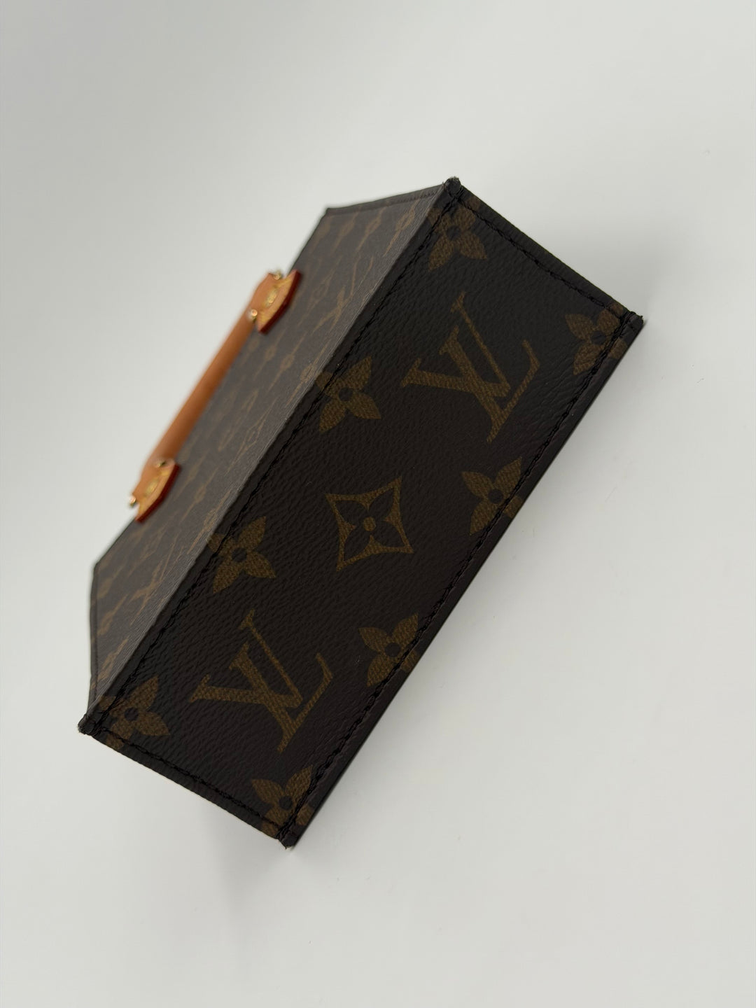 Louis Vuitton Petit Sac Plat