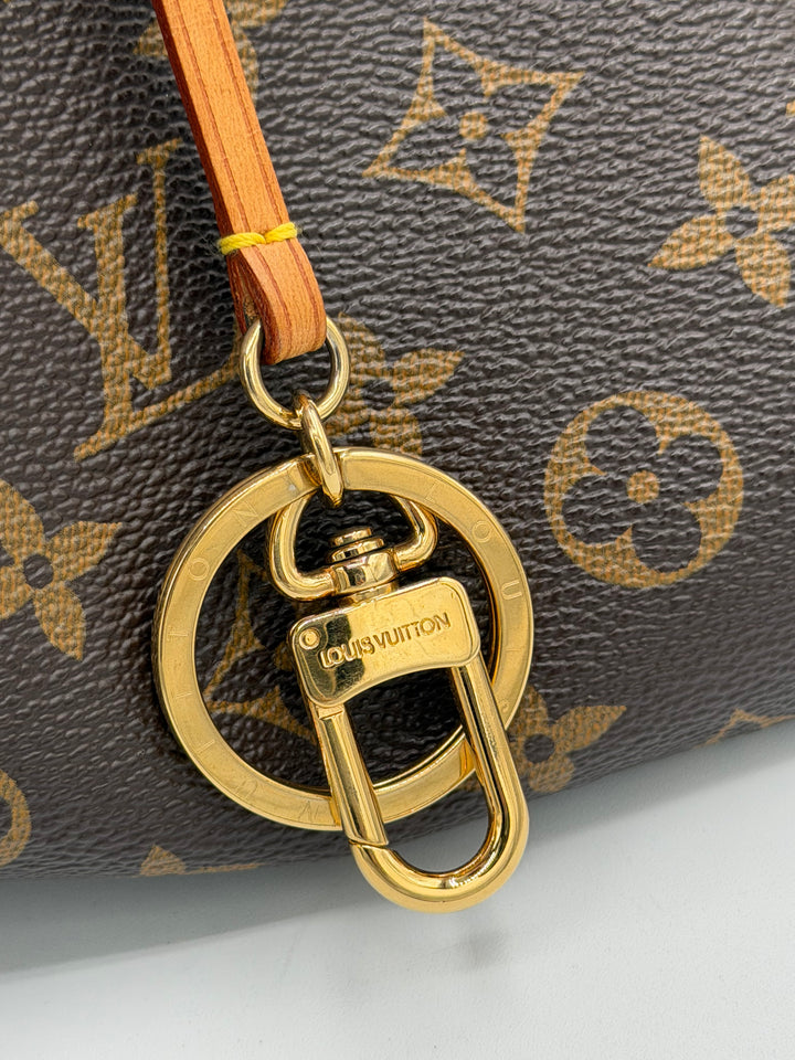 Louis Vuitton Artsy GM