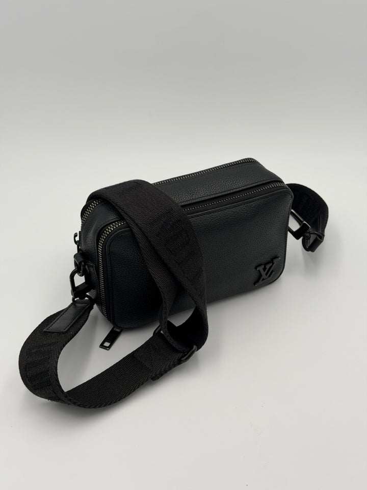 Louis Vuitton Alpha Wearable Wallet