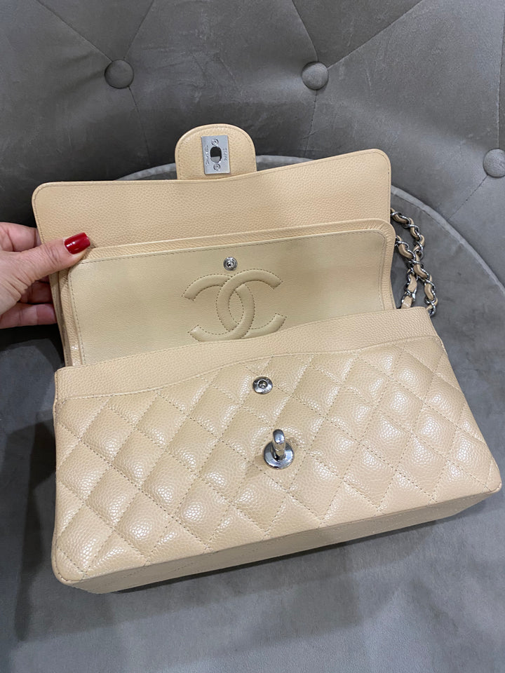 Chanel Classica media