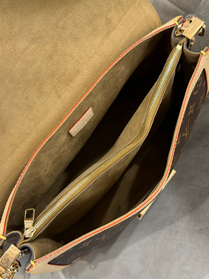 Louis Vuitton Dauphine Soft GM
