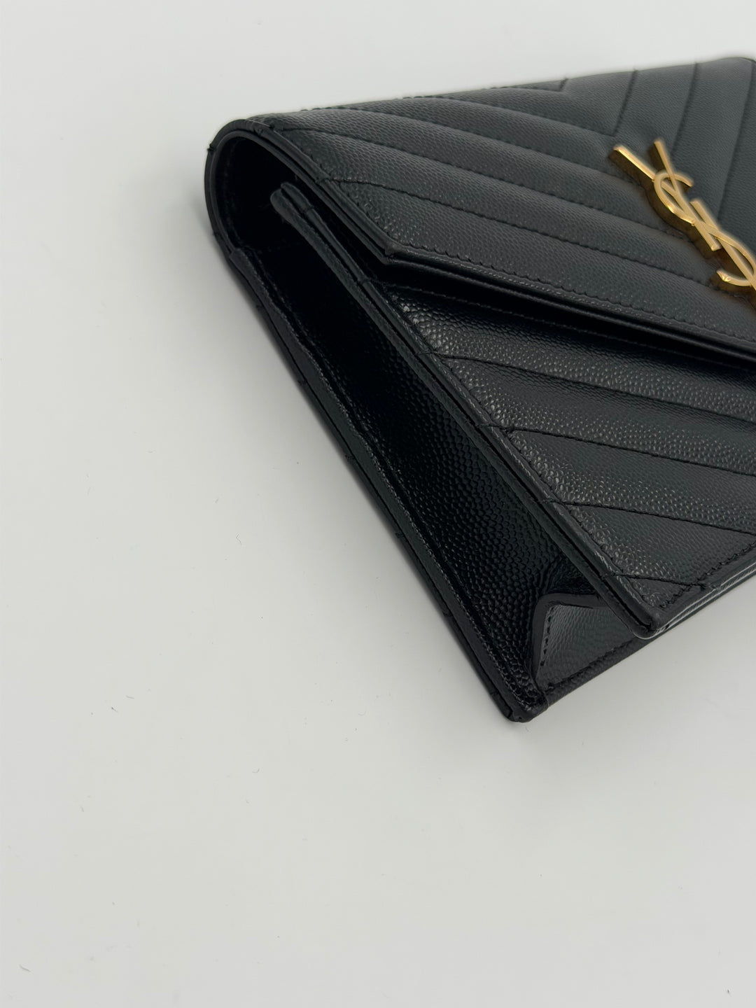 Saint Laurent Cassandre Chain Wallet (WOC)