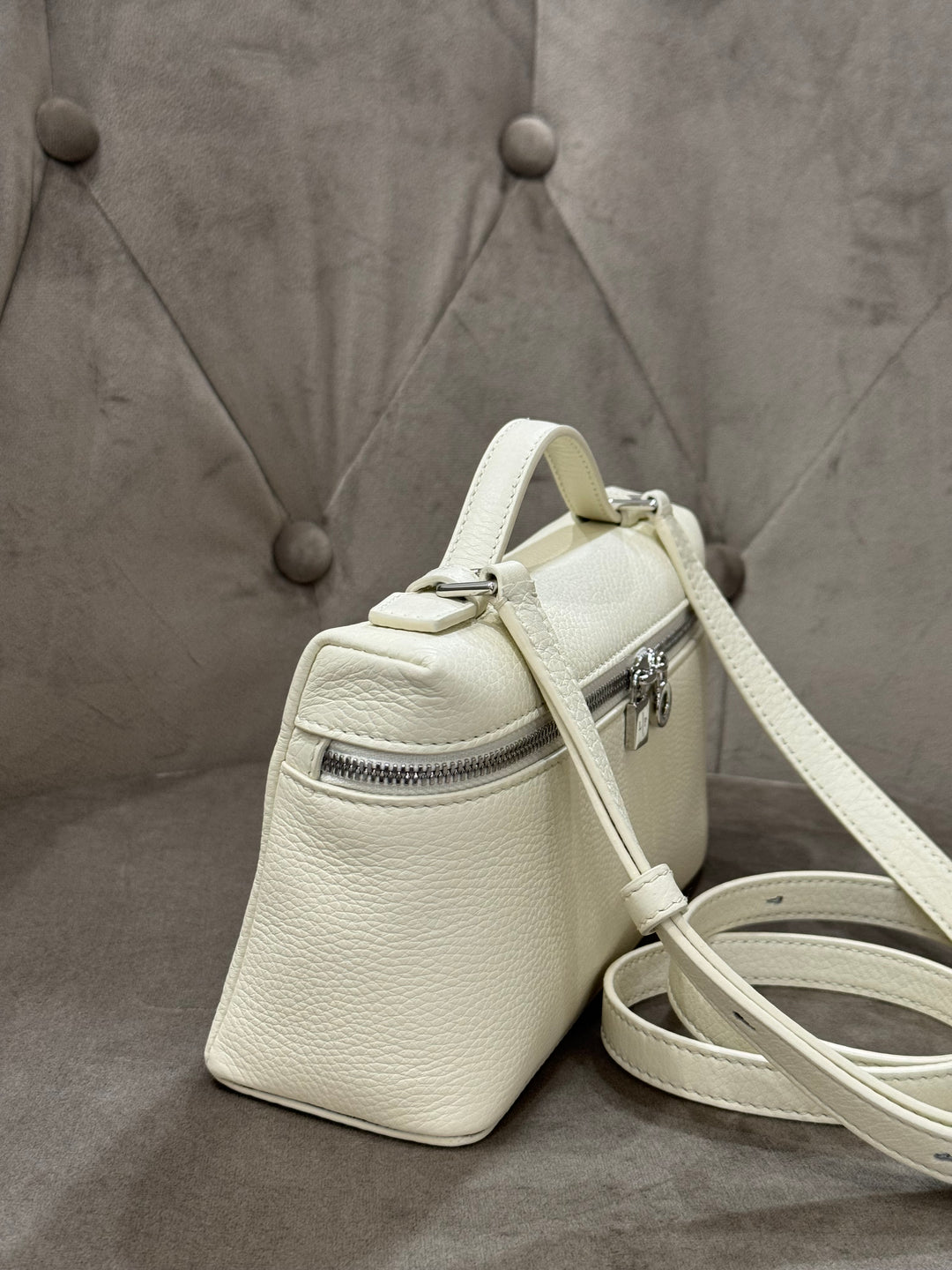 Loro piana extra pocket