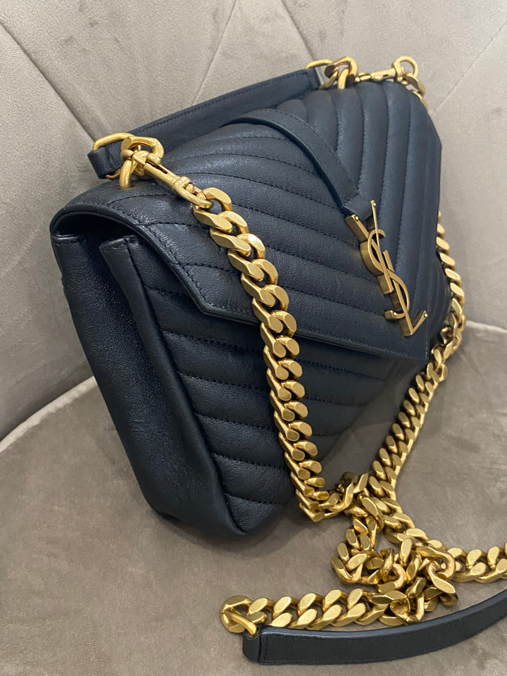 Saint Laurent College Medium