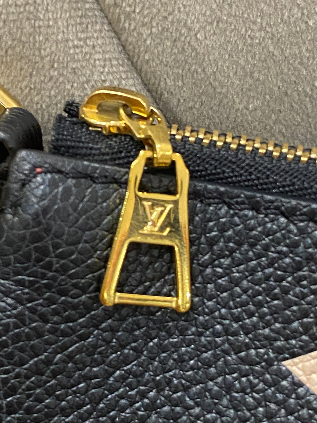 Louis Vuitton Pochette GM accessoires