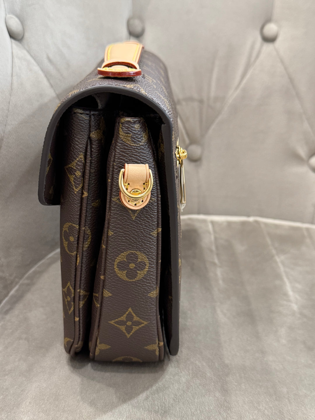 Louis Vuitton Pochette Métis