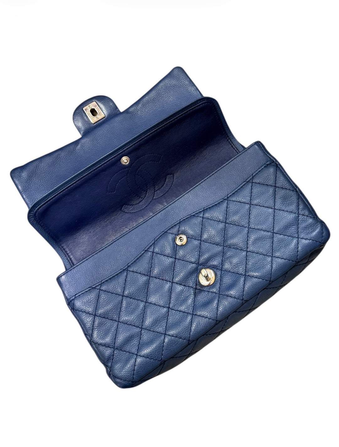 Chanel – Classic Flap Media