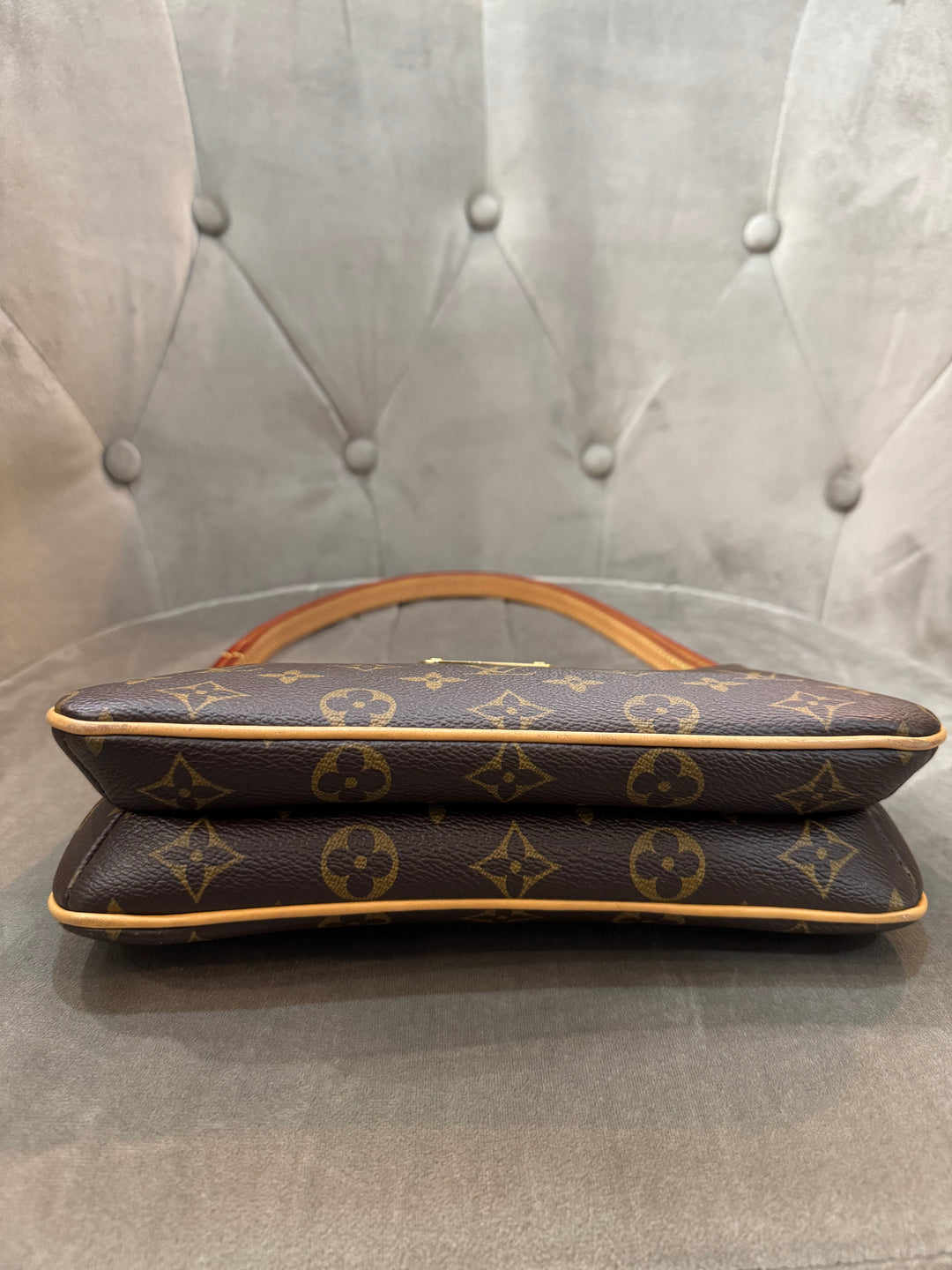 Pochette Liv Louis Vuitton