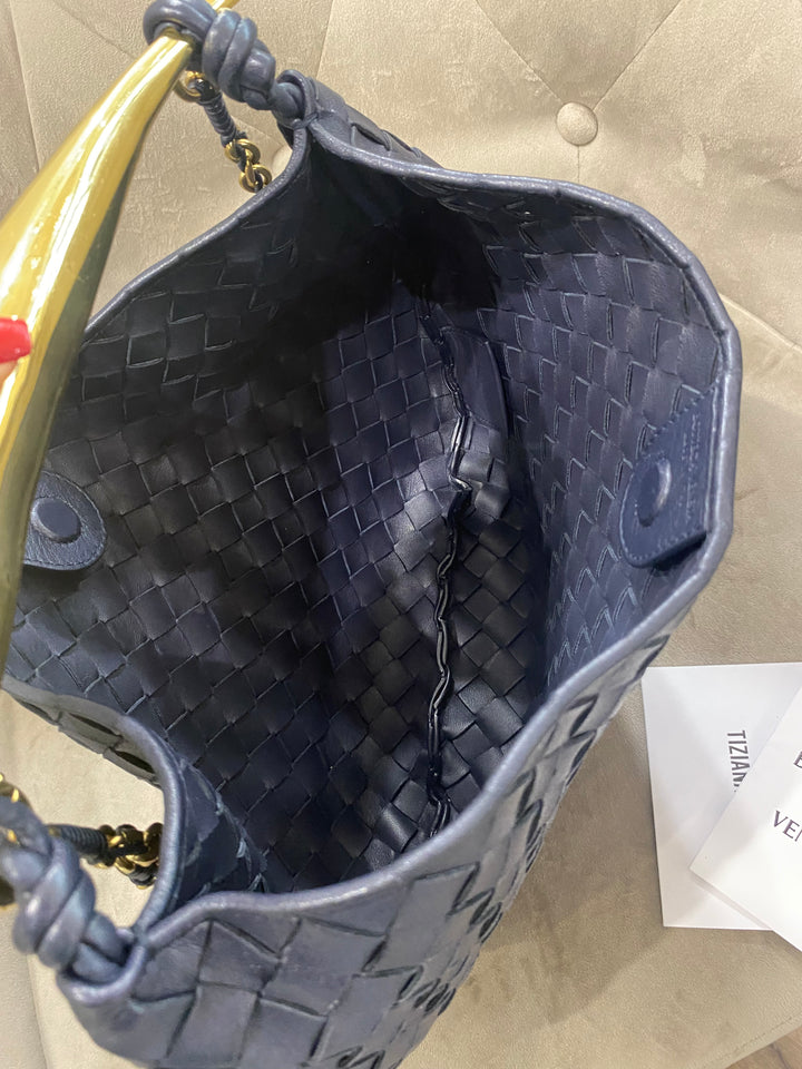 Bottega Veneta Sardine con catena