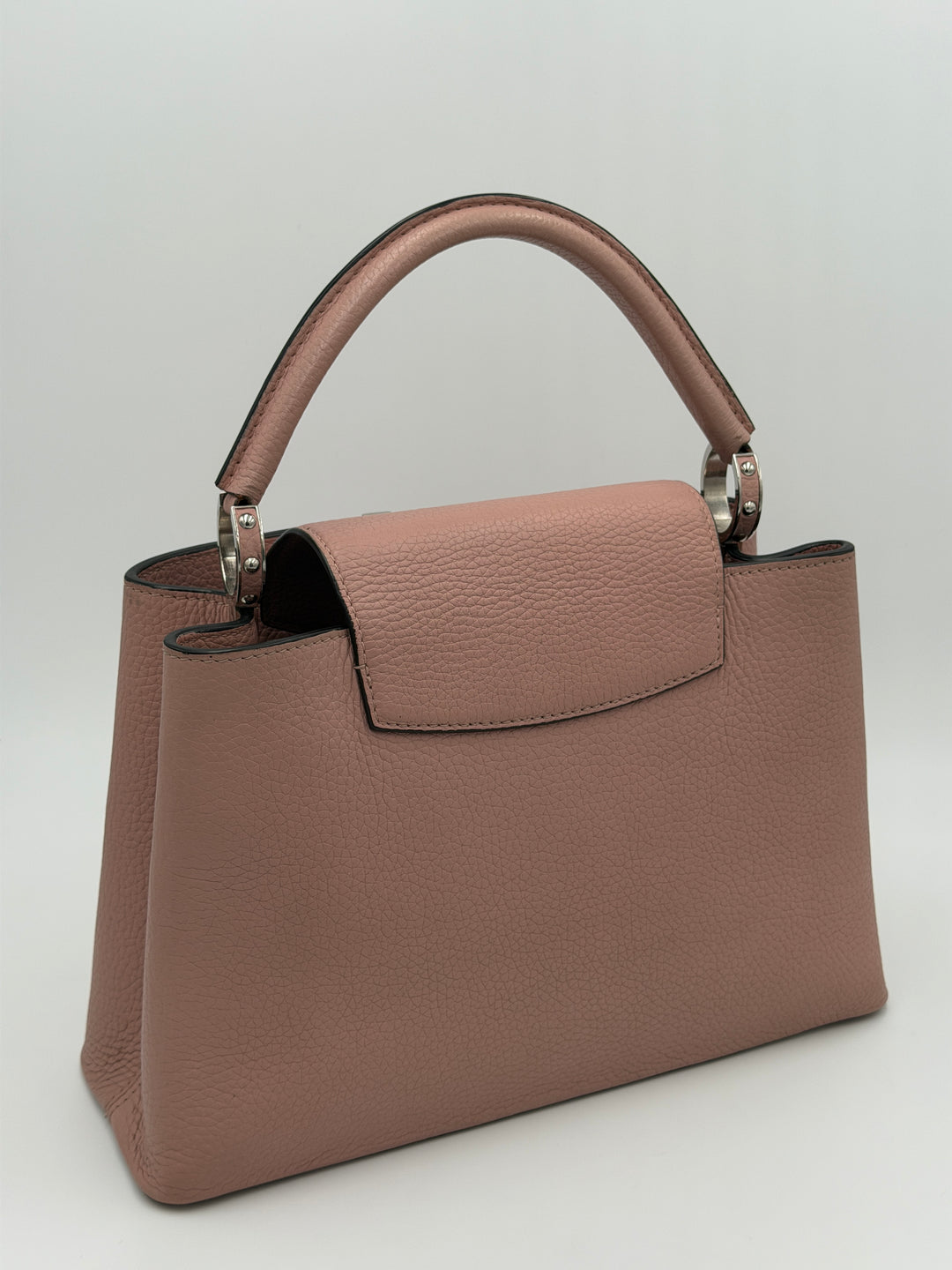 Louis Vuitton Capucines MM