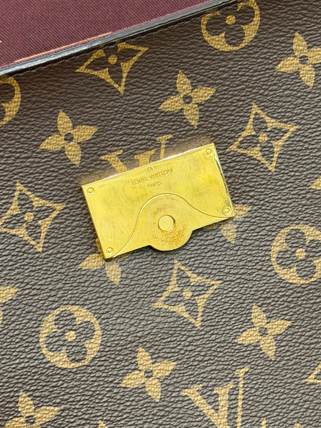 Louis Vuitton Cluny MM