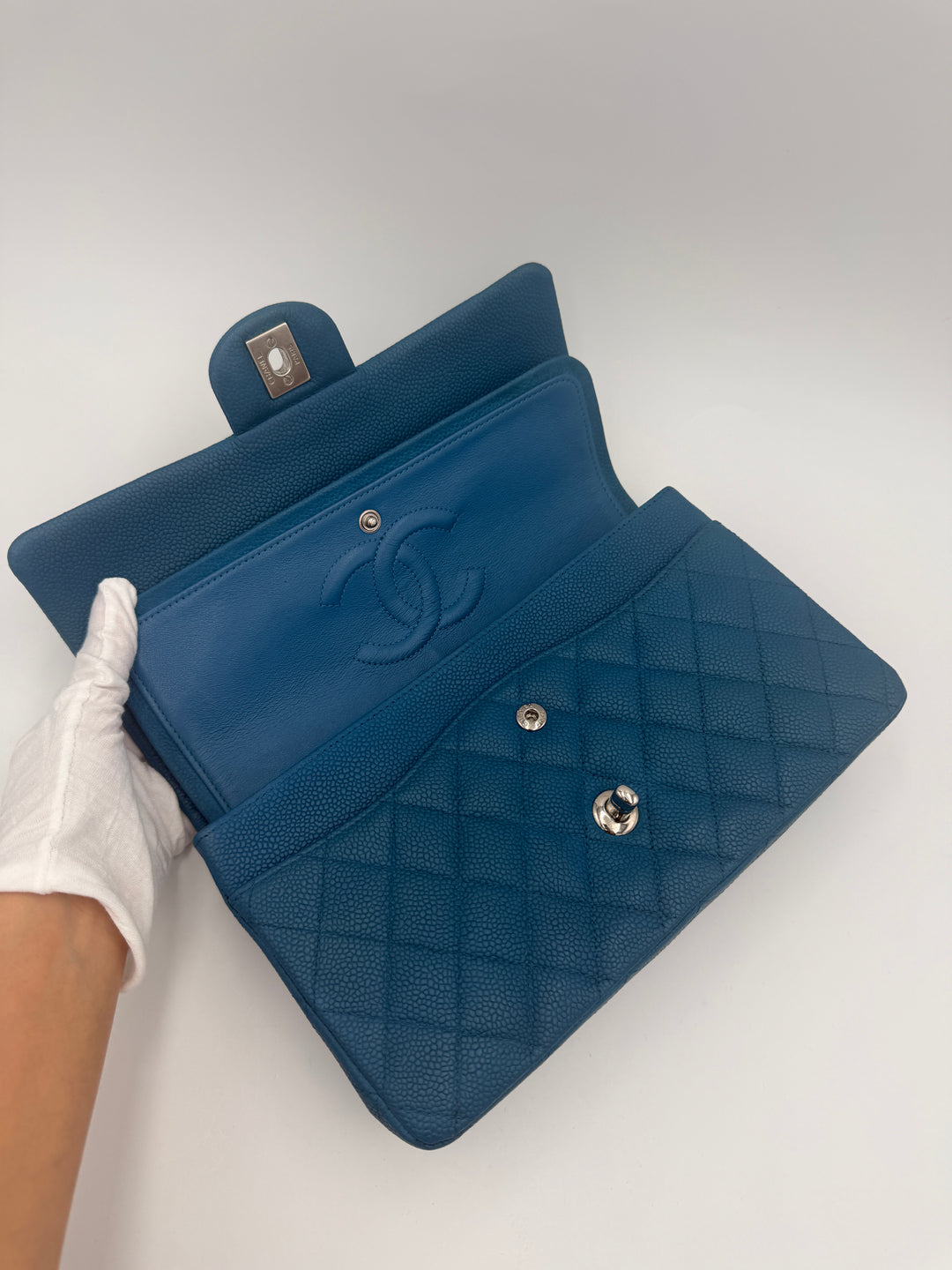 Chanel Classic 11.12