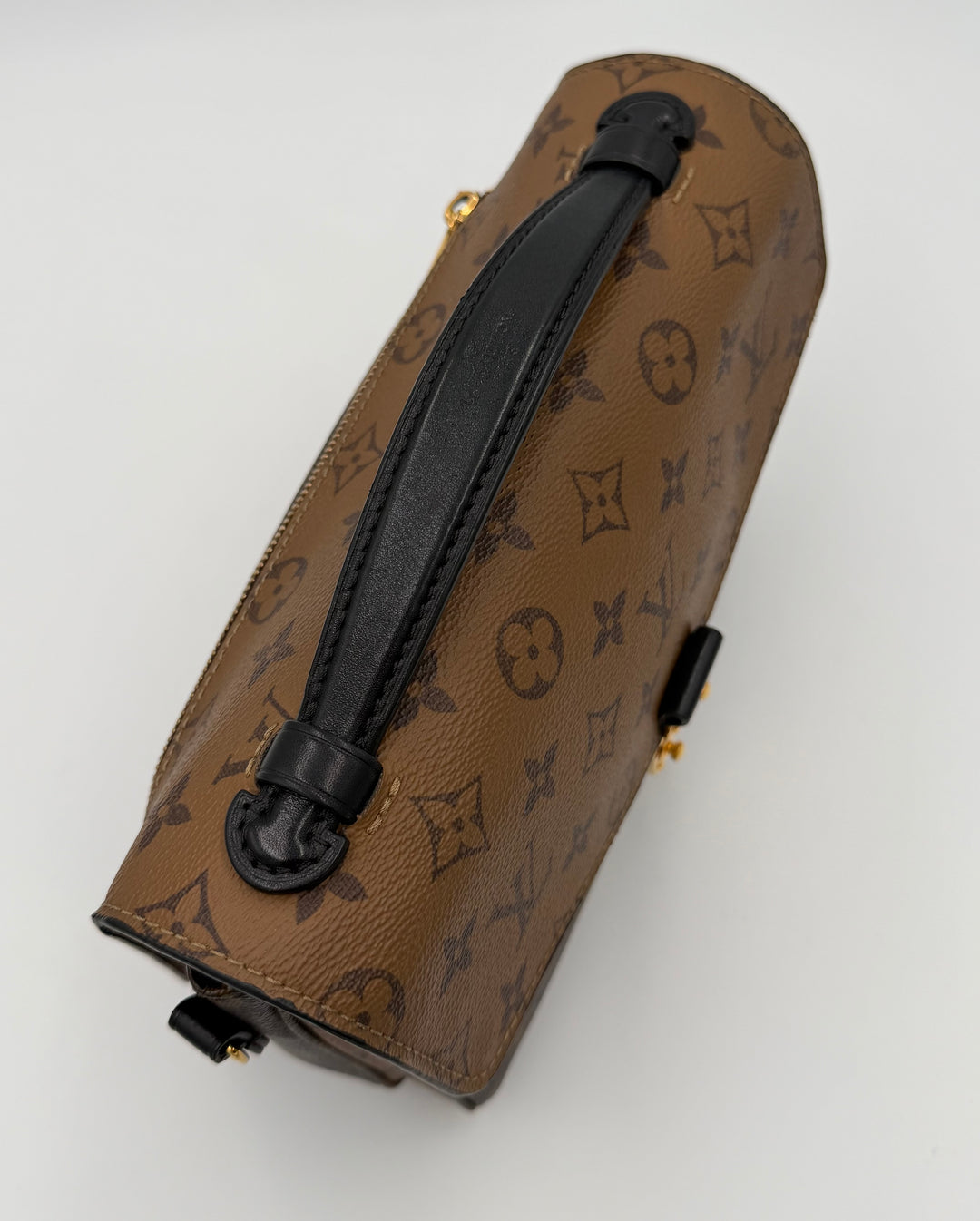 Louis Vuitton Pochette Métis – Reverse